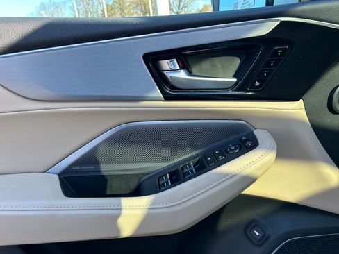 New 2026 Acura MDX SH-AWD image 12