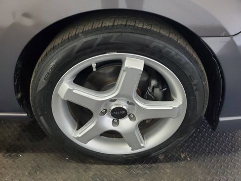 Used 2010 MAZDA MAZDA5 Sport image 18