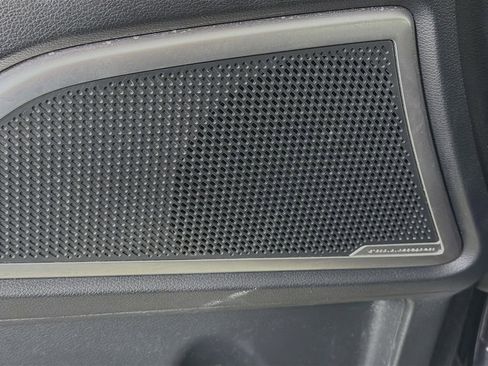 Used 2025 Kia Telluride S image 23