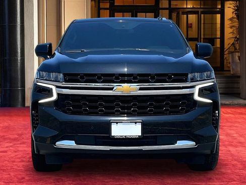 Used 2022 Chevrolet Tahoe LS RWD image 3