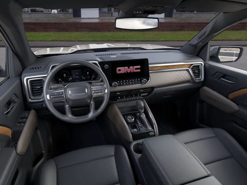 New 2026 GMC Canyon Denali image 15