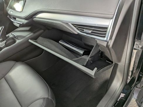 Certified 2023 Cadillac XT4 Premium Luxury w/ Cold Weather Package image 33