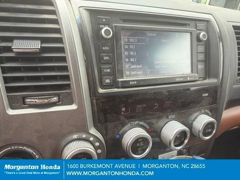 Used 2017 Toyota Sequoia Platinum AWD/4WD image 10