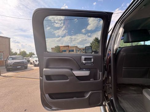 Used 2018 Chevrolet Silverado 2500 LTZ w/ Midnight Edition AWD/4WD image 19