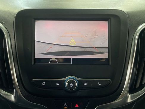 Used 2022 Chevrolet Equinox LT image 17