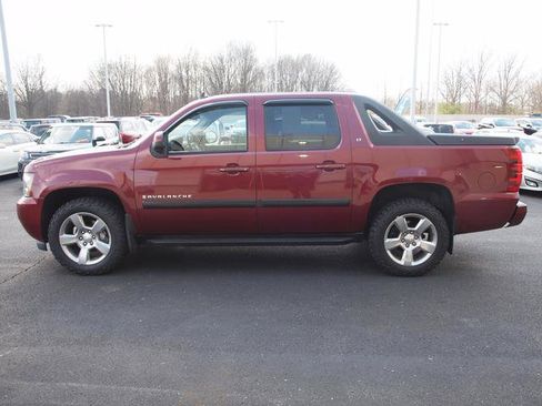 Used 2008 Chevrolet Avalanche LT w/ Convenience Package #1 image 3