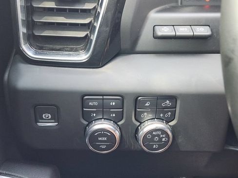 Used 2025 GMC Sierra 1500 Denali w/ Denali Reserve Package AWD/4WD image 23