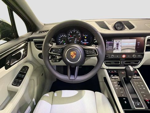 New 2026 Porsche Macan AWD/4WD image 24