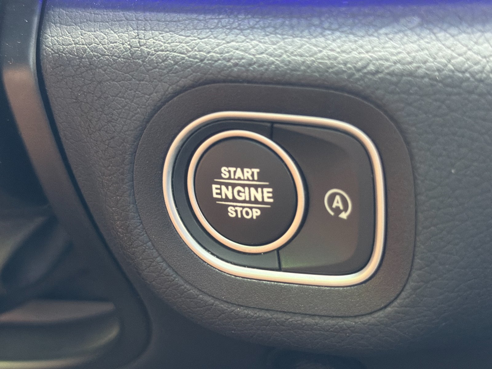 Used 2024 Mercedes-Benz GLS 450 4MATIC image 22