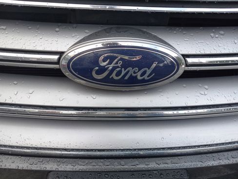 Used 2016 Ford Edge SEL w/ Equipment Group 201A image 10