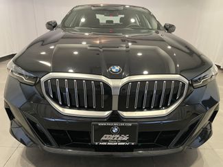 Used 2026 BMW 540i xDrive w/ M Sport Package AWD/4WD video 2