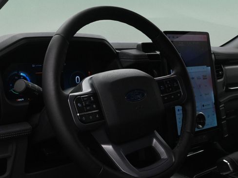 Used 2025 Ford F150 Lightning Flash AWD/4WD image 17