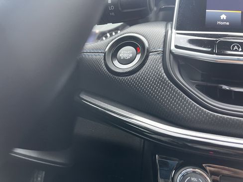 New 2026 Jeep Compass Latitude image 25