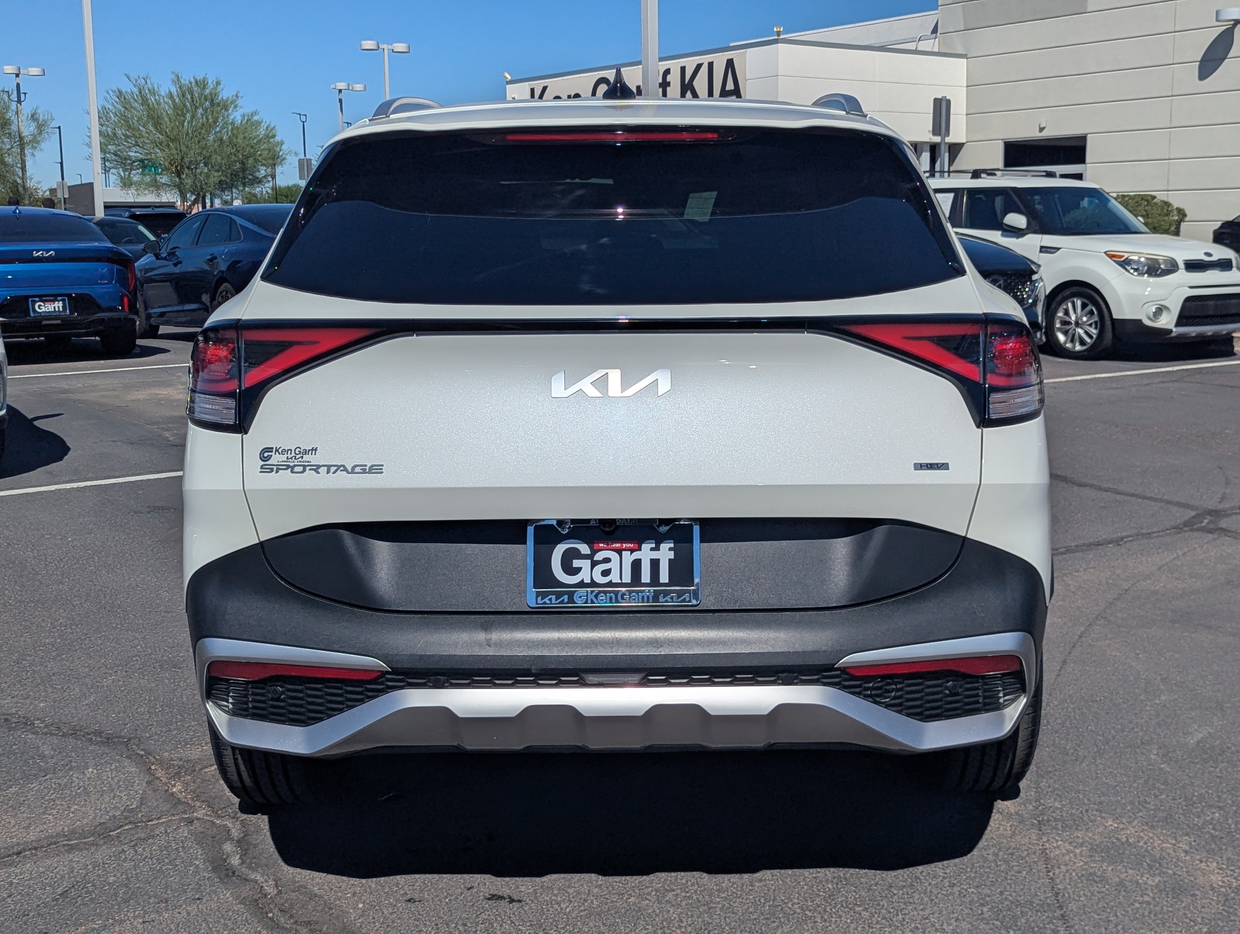 Certified 2023 Kia Sportage EX AWD/4WD image 4