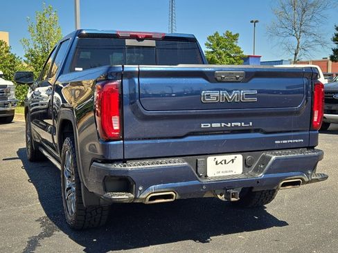 Used 2023 GMC Sierra 1500 Denali Ultimate image 9