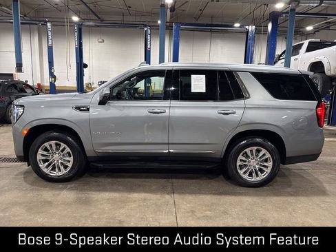 Used 2023 GMC Yukon SLT w/ SLT Premium Package image 4