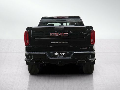 Used 2020 GMC Sierra 1500 AT4 w/ AT4 Premium Package AWD/4WD image 4