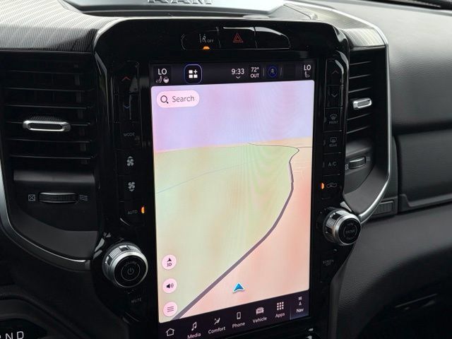 New 2027 RAM 1500 4x4 Crew Cab image 3