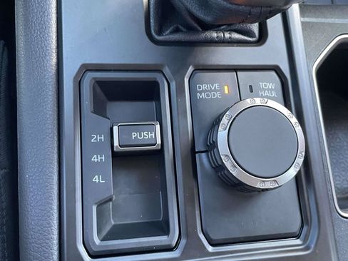 Used 2024 Toyota Tundra Limited w/ Power Package AWD/4WD image 20
