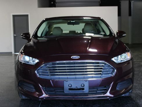 Used 2013 Ford Fusion SE image 7