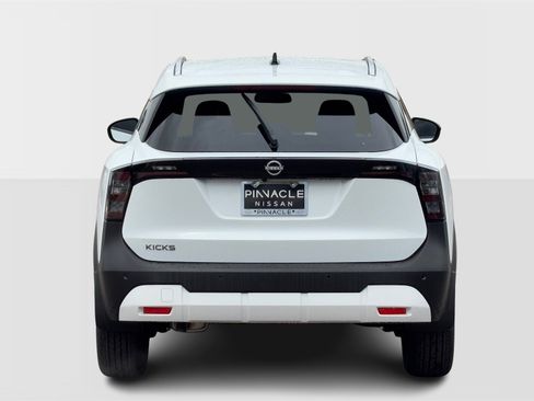 New 2026 Nissan Kicks SV image 4
