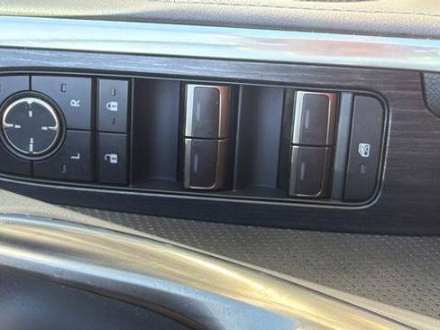 Used 2024 Lexus GX 550 AWD/4WD image 14
