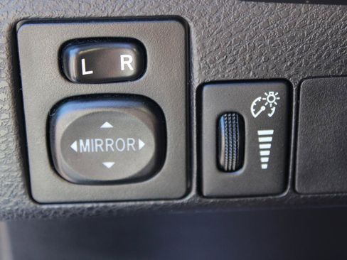 Used 2019 Toyota Corolla LE FWD image 24