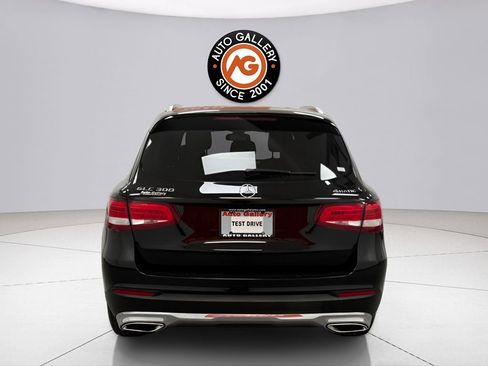 Used 2018 Mercedes-Benz GLC 300 4MATIC image 6