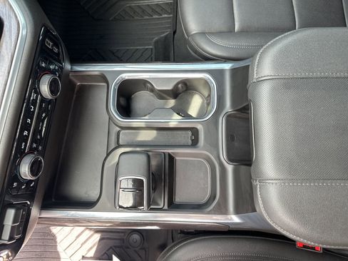 Used 2025 Chevrolet Silverado 1500 LTZ image 21