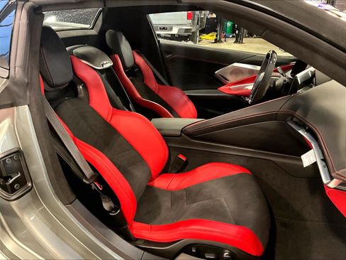 Used 2024 Chevrolet Corvette Z06 image 11