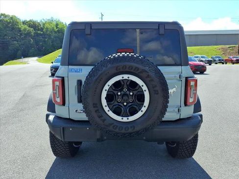 Certified 2023 Ford Bronco Badlands w/ Sasquatch Package AWD/4WD image 3