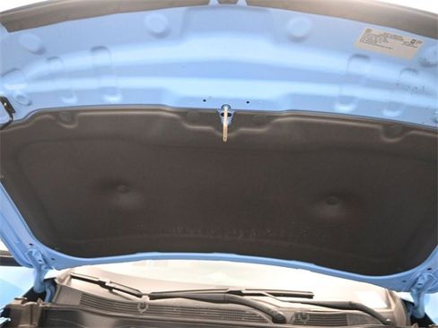 Certified 2024 Chevrolet Trax RS w/ Driver Confidence Package image 21