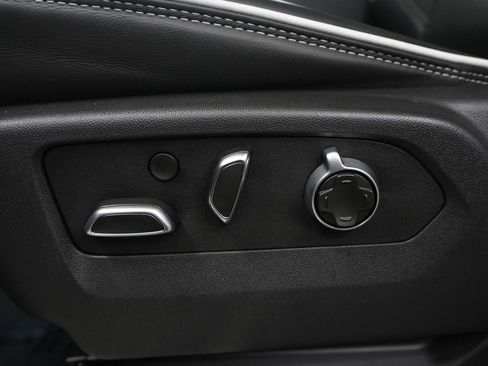 Used 2025 GMC Sierra 2500 AT4X image 23