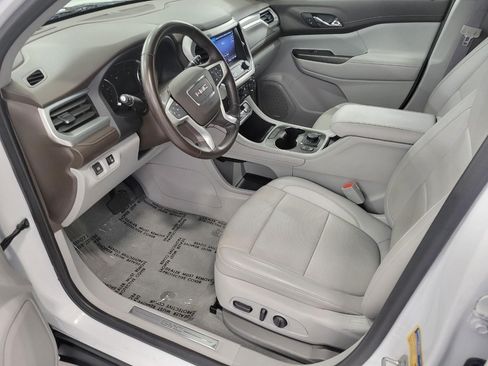 Used 2023 GMC Acadia SLT AWD/4WD image 10