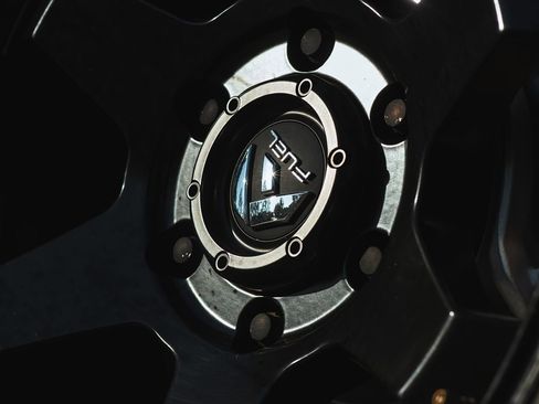 Used 2022 Ford Bronco 4-Door image 4