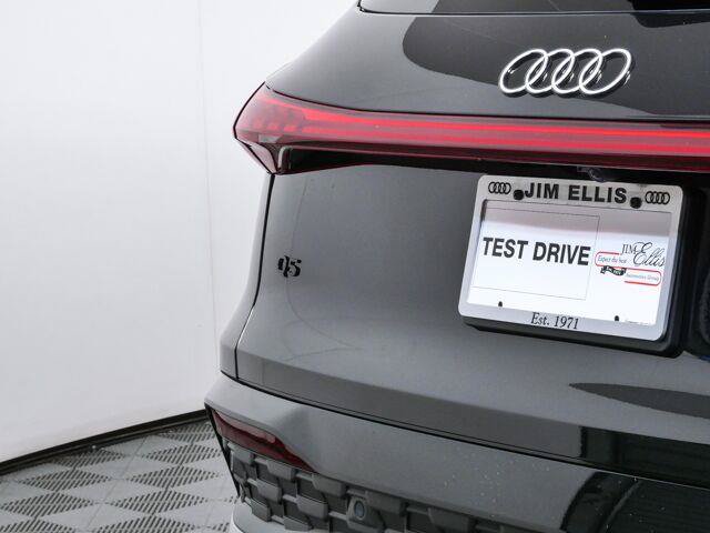 New 2026 Audi Q5 Premium Plus AWD/4WD image 12