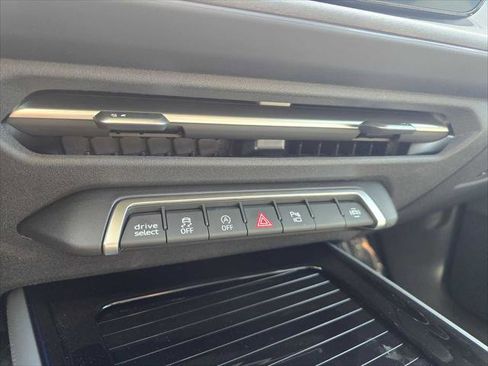 New 2026 Audi Q3 quattro 2.0T AWD/4WD image 30