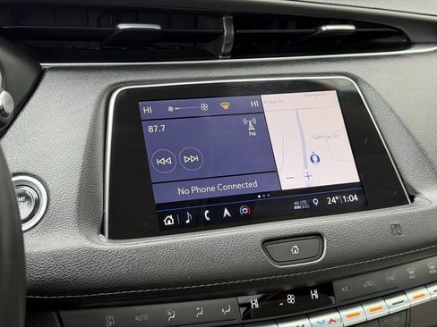 Used 2019 Cadillac XT4 Premium Luxury image 14