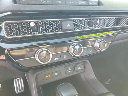 Used 2023 Honda Civic Sport image 21