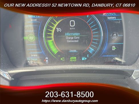 Used 2017 Chevrolet Volt Premier w/ Driver Confidence II Package FWD image 8