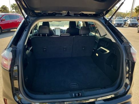 Used 2024 Ford Edge SEL image 15