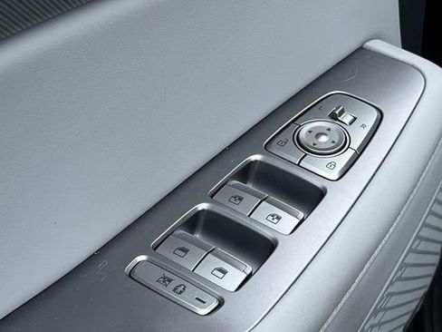 Used 2023 Hyundai Palisade SEL w/ Premium Package FWD image 26