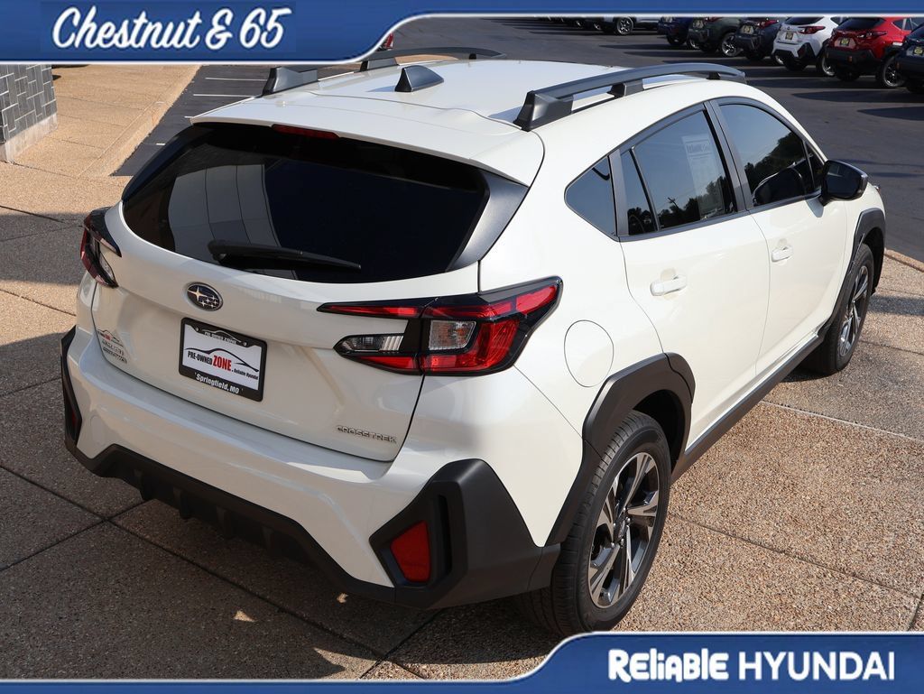 Used 2024 Subaru Crosstrek 2.0i Premium AWD/4WD image 6