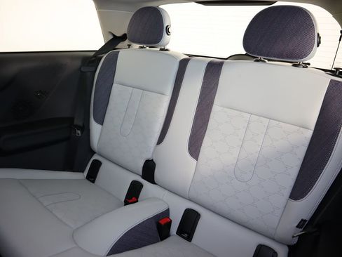 Used 2025 MINI Cooper S image 23