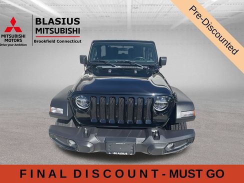 Used 2022 Jeep Wrangler Sport AWD/4WD image 46