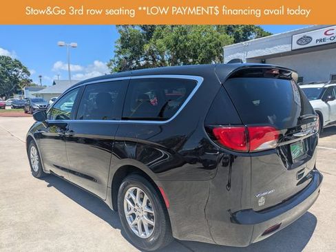 Used 2023 Chrysler Voyager LX FWD image 6