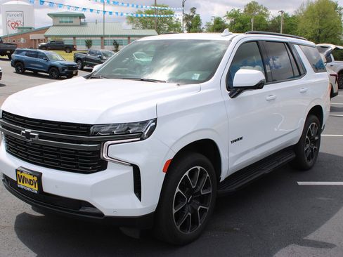 Used 2022 Chevrolet Tahoe RST w/ Luxury Package AWD/4WD image 4