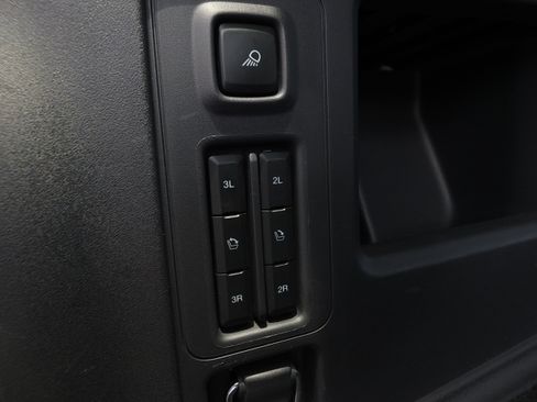 Used 2025 Ford Expedition Tremor AWD/4WD image 19