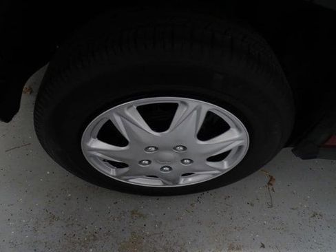 Used 2019 Toyota RAV4 LE image 25