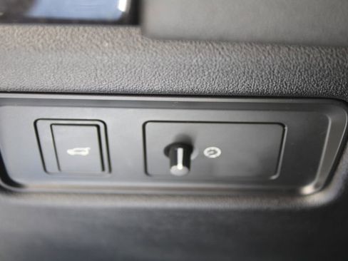 Used 2021 Land Rover Range Rover Sport HSE Silver Edition image 25